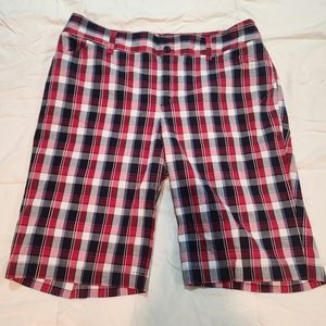 Christopher & Banks size 8 Plaid Shorts. Never worn....perfect condition.